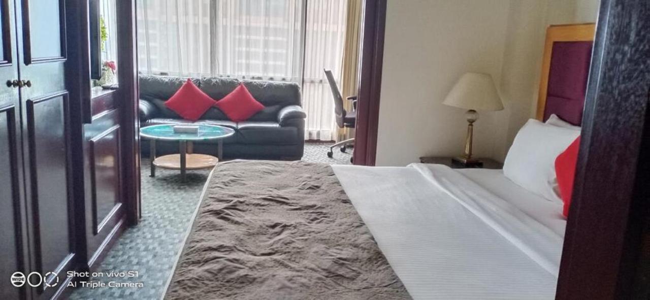 Victory Apartment Berjaya Times Square Kl 쿠알라룸푸르 외부 사진