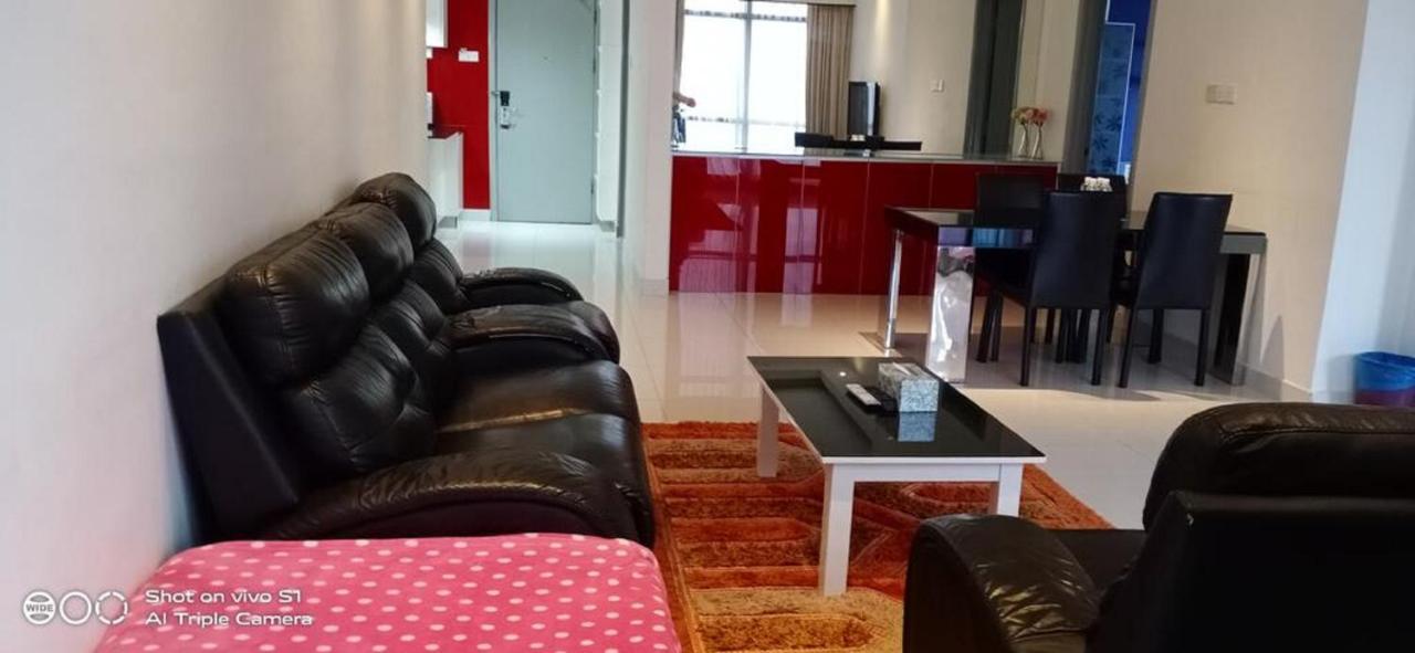 Victory Apartment Berjaya Times Square Kl 쿠알라룸푸르 외부 사진